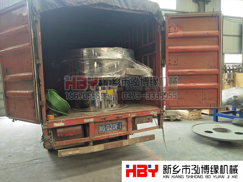 陜西富縣 三臺全不銹鋼1500型紅薯粉過濾篩粉機已經發(fā)貨